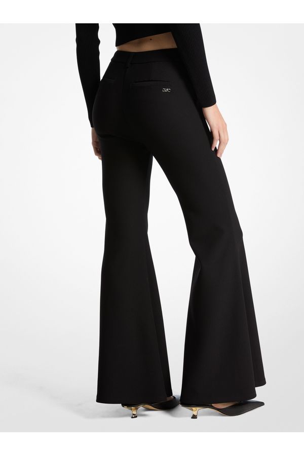 Calça Flare De Crepe